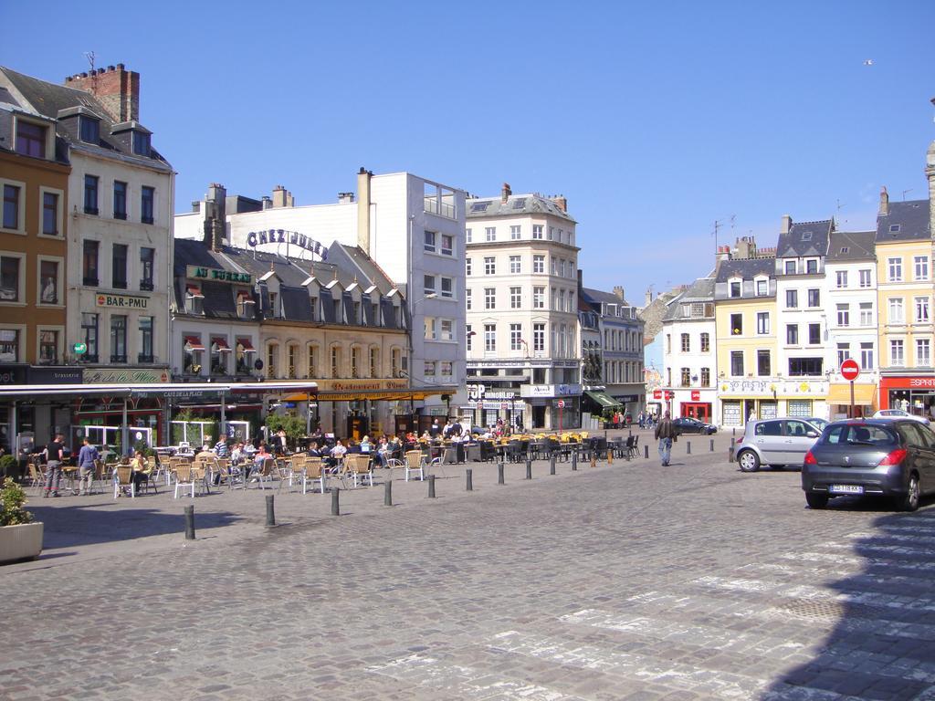Studio 2 pers en vieille ville parking gratuit - by La Source d'OrFée Boulogne-sur-Mer Exterior foto