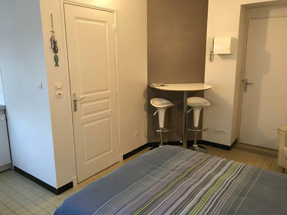 Studio 2 pers en vieille ville parking gratuit - by La Source d'OrFée Boulogne-sur-Mer Exterior foto